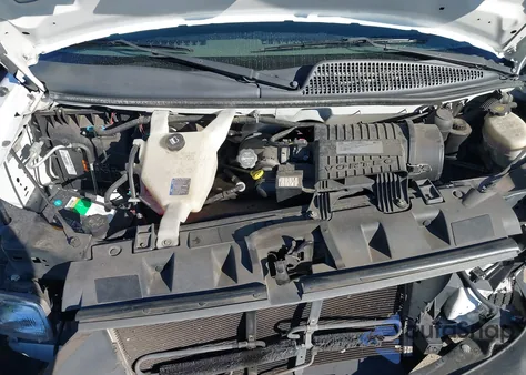 2017 Chevrolet Express 2500 Work Van z USA, uszkodzony, nr VIN 1GCWGAFG8H1350580